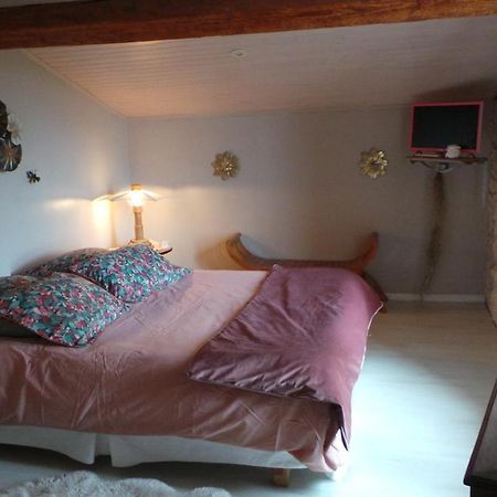 Chambre D'Hotes Le Paon Blanc Monprimblanc Exterior foto