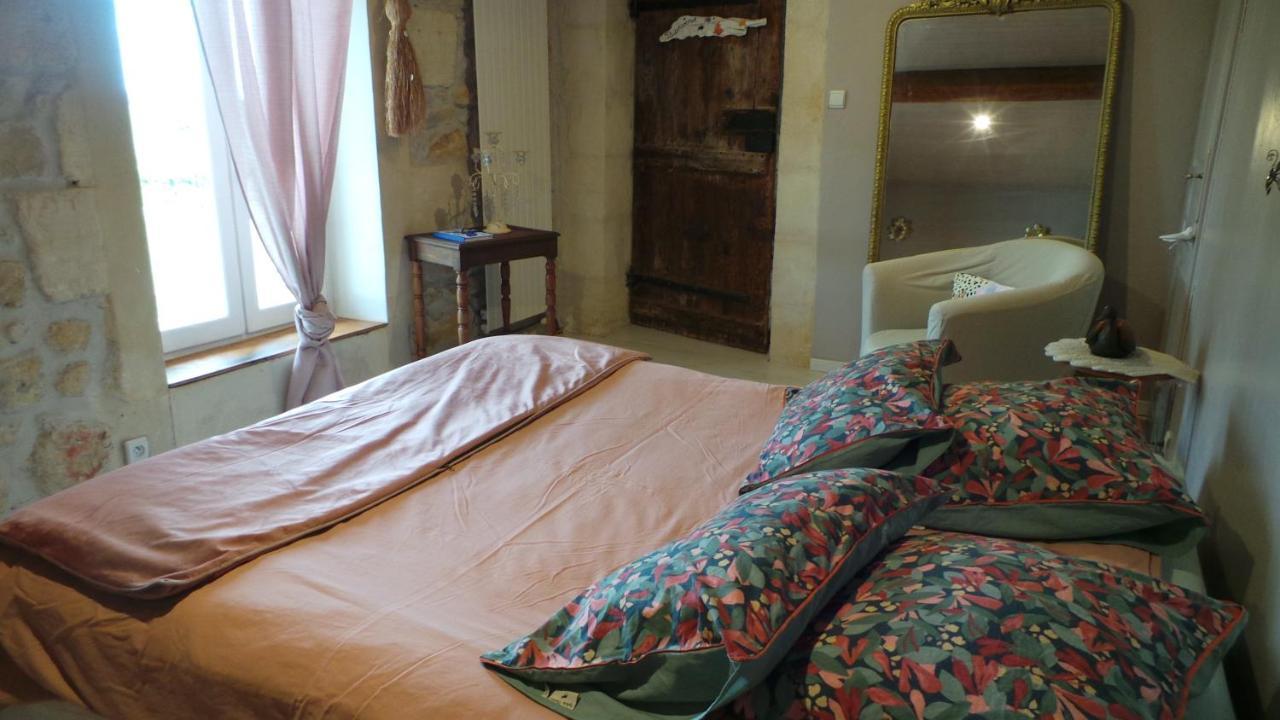 Chambre D'Hotes Le Paon Blanc Monprimblanc Exterior foto